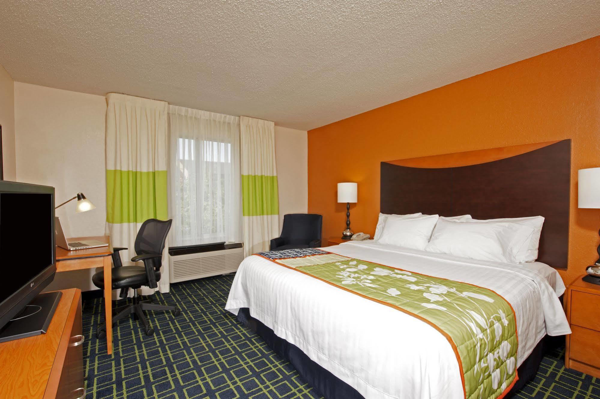 Fairfield Inn & Suites By Marriott Chicago Naperville Zewnętrze zdjęcie